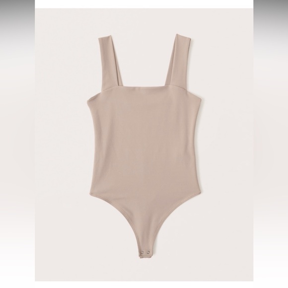 Double-layered seamless fabric square neck bodysuit from Abercrombie - Picture 4 of 4